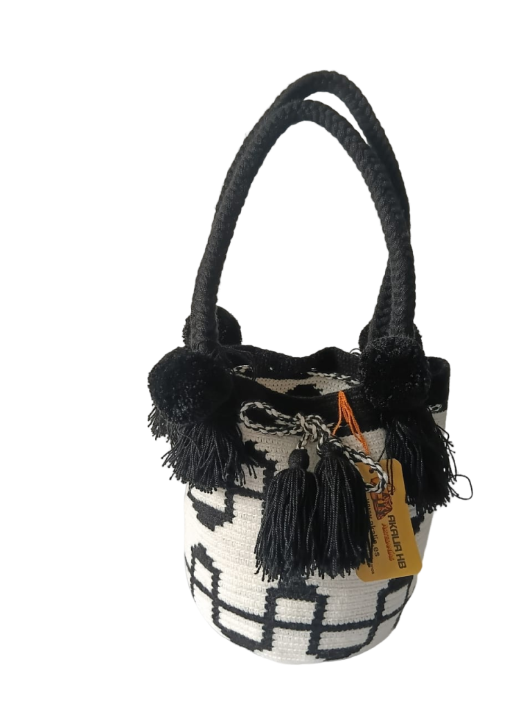 Bolso Wayuu Mediano Ref. AKBM04