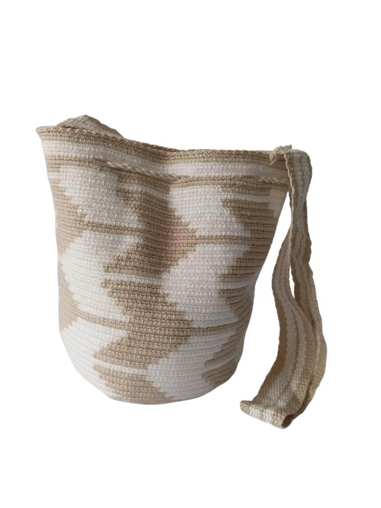 Mochila Wayuu Mediana Ref. AKMM08